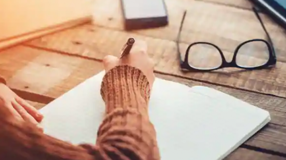 Mendorong Anak untuk Menulis